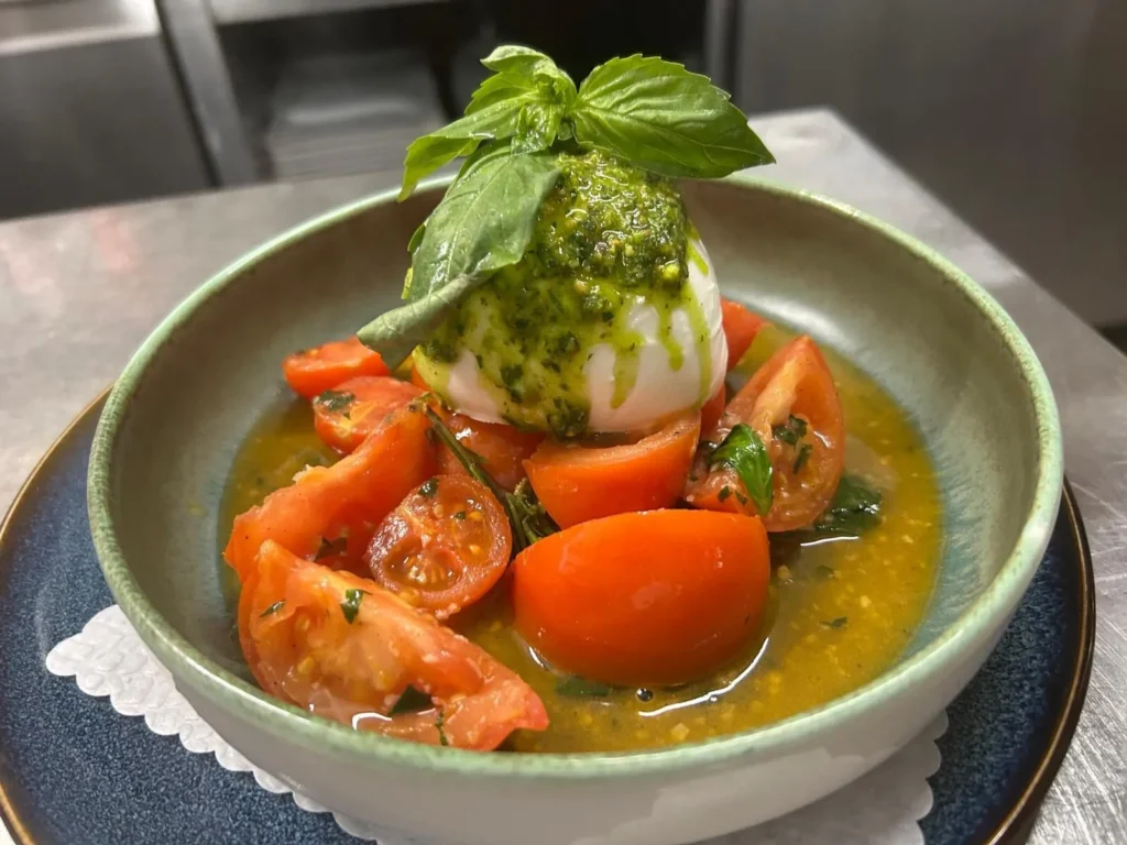 "Burrata mit Tomaten
